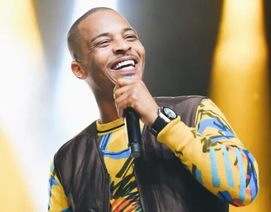 TI dissuje 50 Centa utworem War