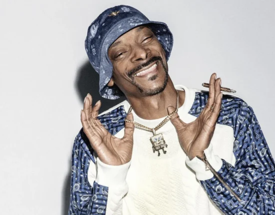 Snoop Dogg - Smoke Weed